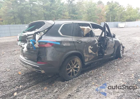 2020 BMW X5 xDrive40I z USA, uszkodzony, nr VIN 5UXCR6C08L9B89158